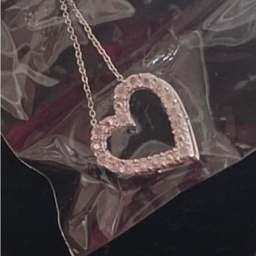 Genuine Diamond Heart 18" Pendant Necklace 1/10 ct. t.w. in Sterling Silver NWT - Picture 7 of 7